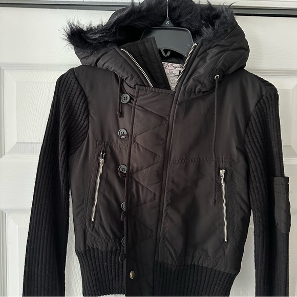 Hybrid Bomber Jacket - Picture 3 of 7